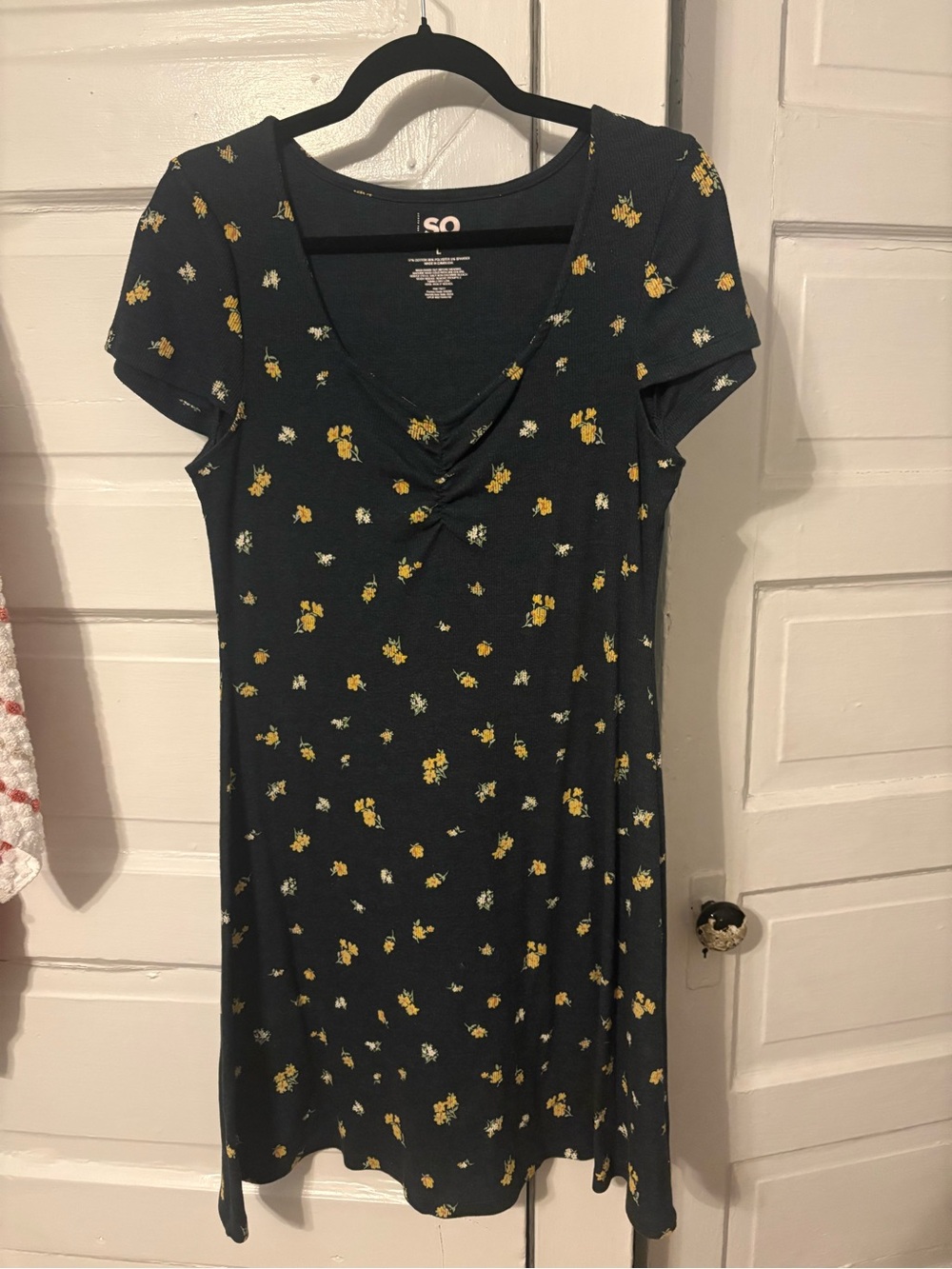 Adorable SO floral ribbed cotton dress, juniors L